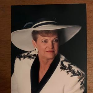 Meet your Posher, Gayla